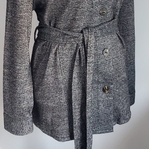 Tweed Style Fall Jacket Button Down Belted Heathered Grey Knit Pockets Cuffs - Picture 5 of 11